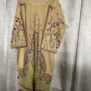 Floral Embroidered Tunic Dress